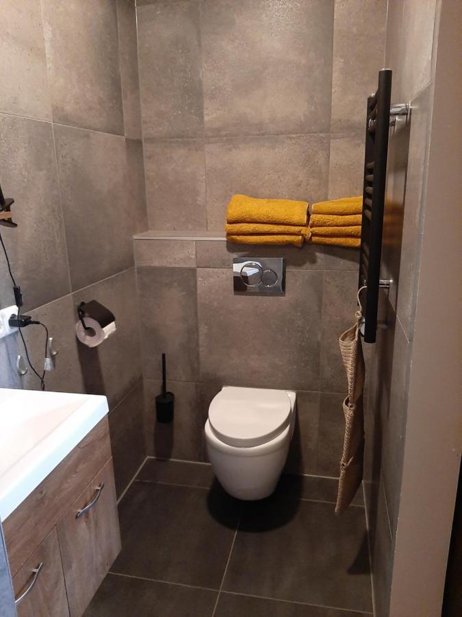 Jacuzzi De Berenshoeve Holiday home *